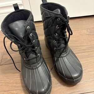 Women's Black Lace-Up Waterproof Boots